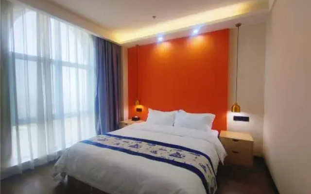 Yafeng Hotel (Xinyang Libao Square Wanxiangcheng Branch)