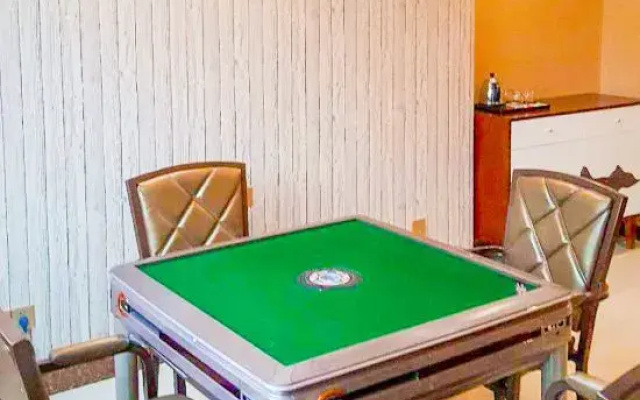 Kaiyin Holiday Hotel