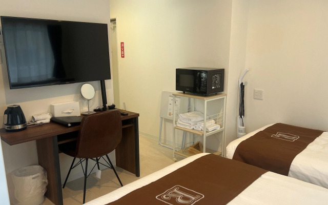 Hotel Livinginn Nahkoumae