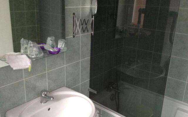Hotel Universel