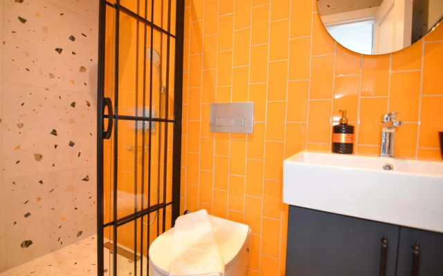 Juglans Suites