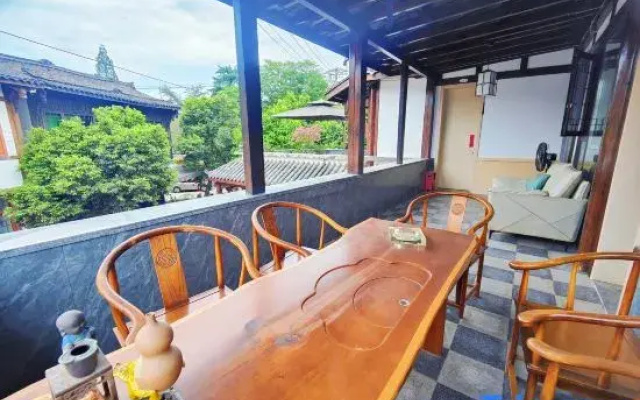 Fangcun Courtyard Homestay (Pingle Ancient Town)
