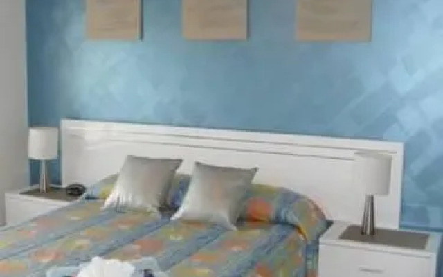 Sails Resort on Golden Beach