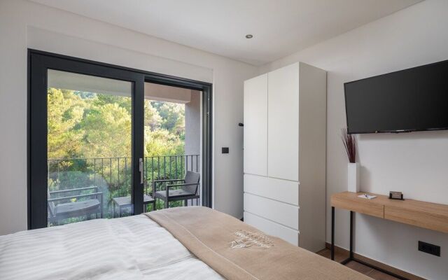 House & Home Slatine