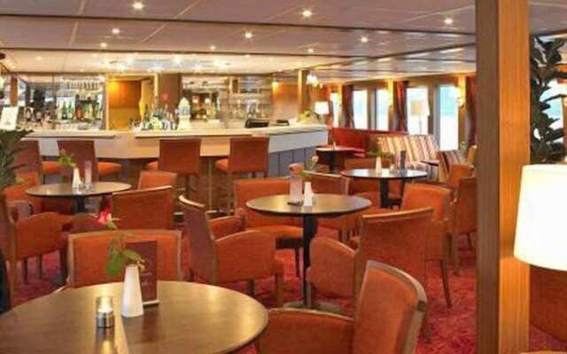 Select MS Serenity - Neuss