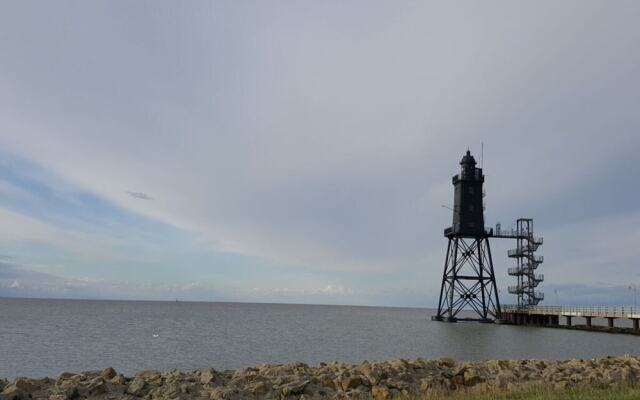 High Geest 4 - Including Many Extras