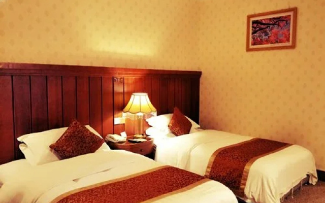 Xiqiang Homeland Hotel - 4 Nights, Mao Xian, China