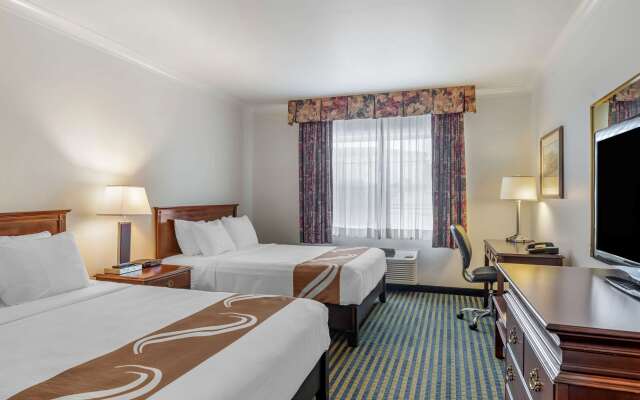 Quality Inn & Suites Garden of the Gulf