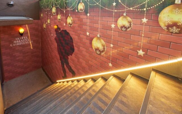 Hotel Blan Chapel Christmas Narita (Love Hotel)