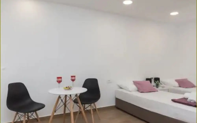 Apartments Dub