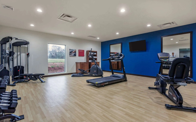 Comfort Suites Bowling Green Southeast