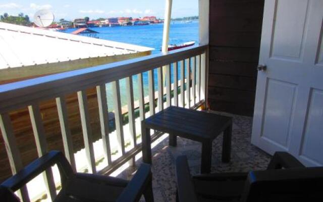 Los Balcones Over The Sea Hotel