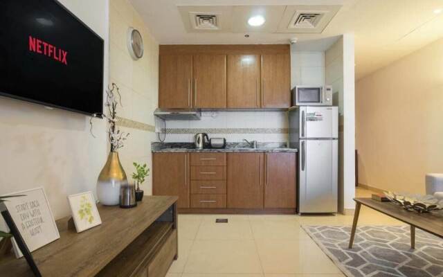 Elegant Apartment Close to The Metro!