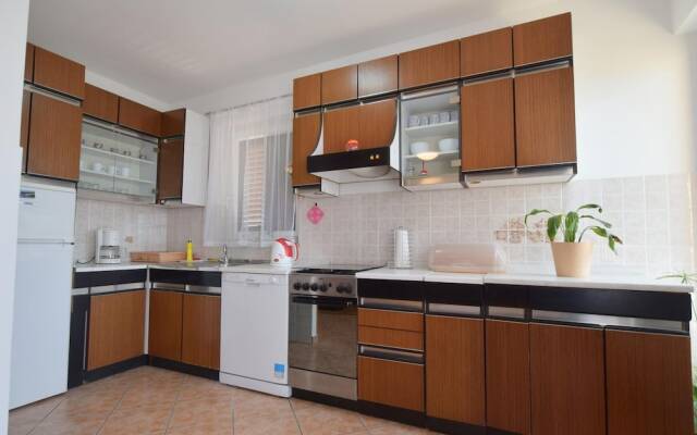 Three Bedroom Apartment Pinezic