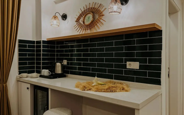 Marla Suite Hotel