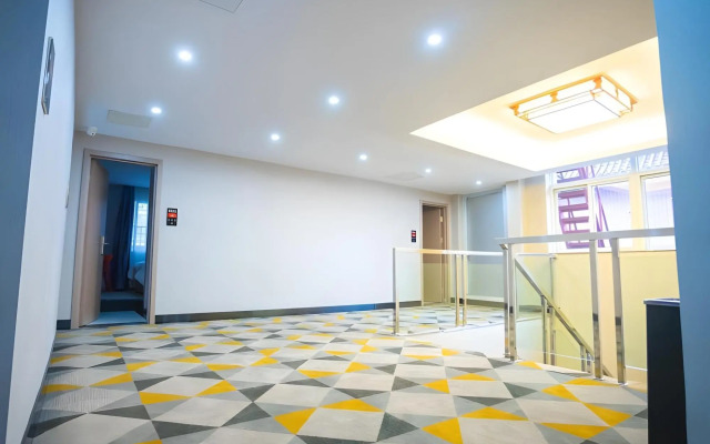 Shell Hotel (Yangzhou Jiangdu Xiancheng Road)