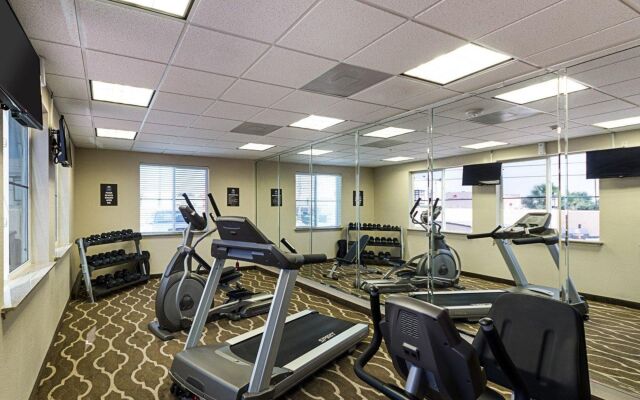 Comfort Inn & Suites Lakeside