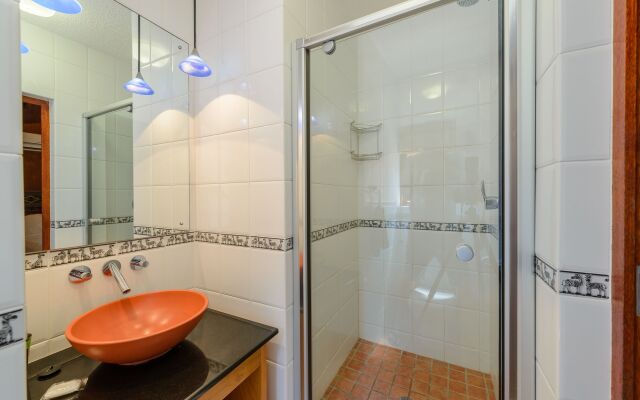 San Lameer Villa Rentals 14107