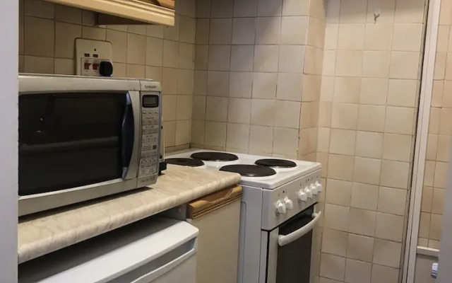 Elegant & Bright English Style 1 Bed Hyde Park