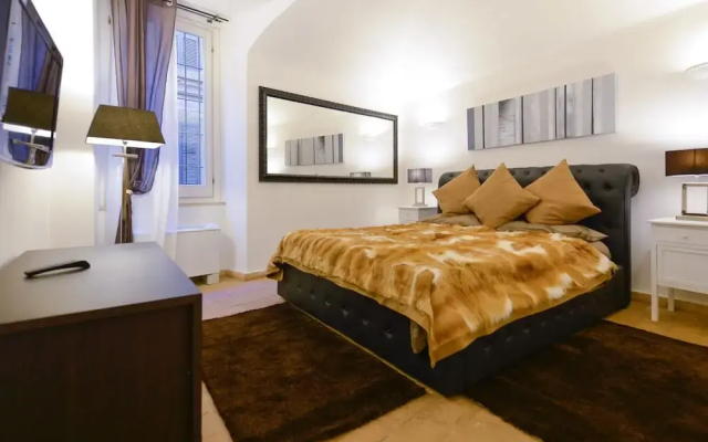 Ibernesi 2 Apartment
