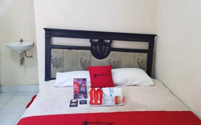 RedDoorz near Pantai Timba Batu Lombok