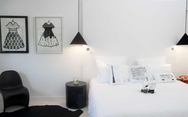 Hotel 111
