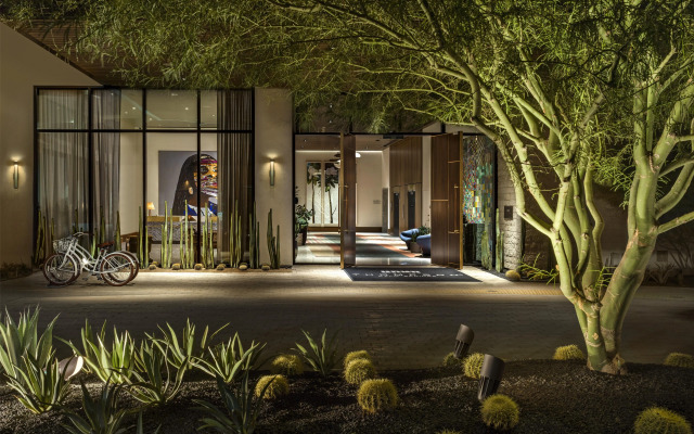 Thompson Palm Springs, by Hyatt