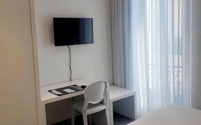 Hotel PLM