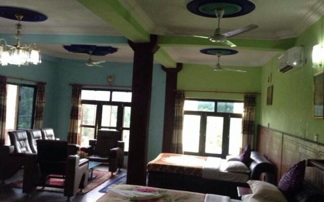 Siddhartha Guest house