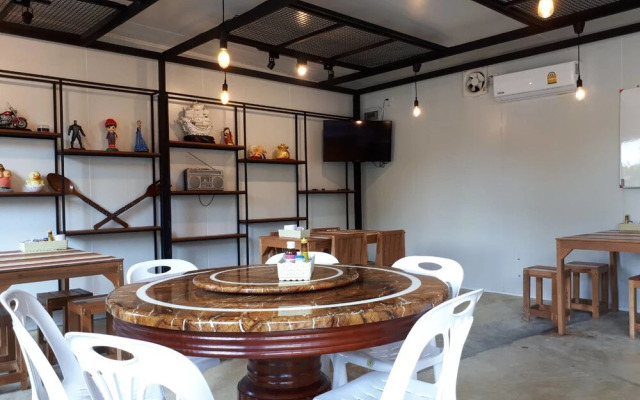Pool House Lanska