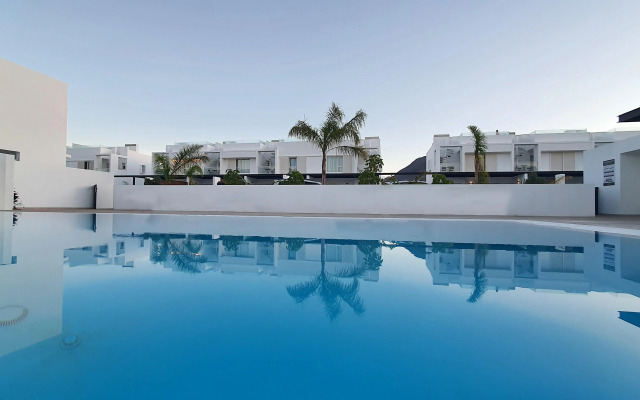 Serena Holiday Homes by LIVVO