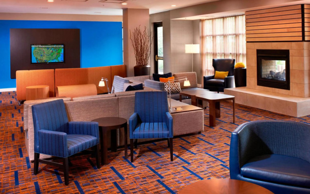 Courtyard by Marriott Cincinnati-Covington