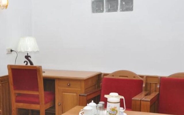 Golden Star Hotel