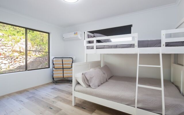Randall Retreat, 22A Randall Drive