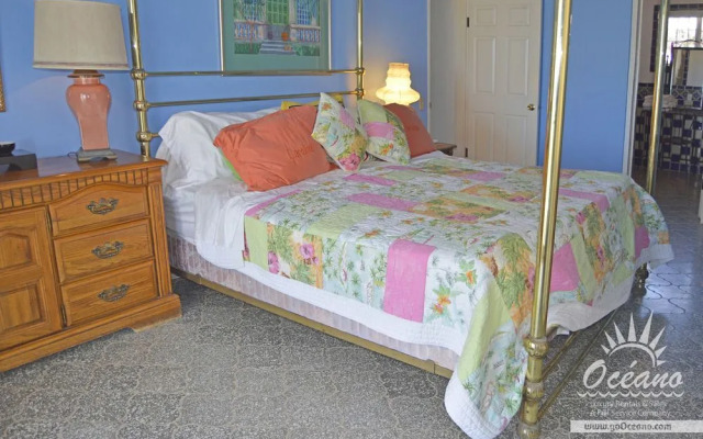 Casita de Carolina by RedAwning