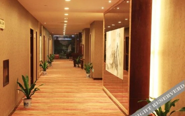 Yincheng Huatian Hotel