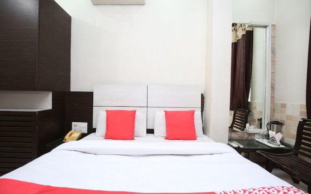 OYO 18599 Hotel Rc Residency