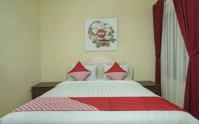 OYO 804 Ndalem Maharani Guest House