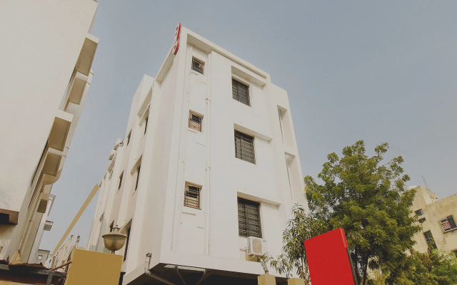 Collection O White House Regency