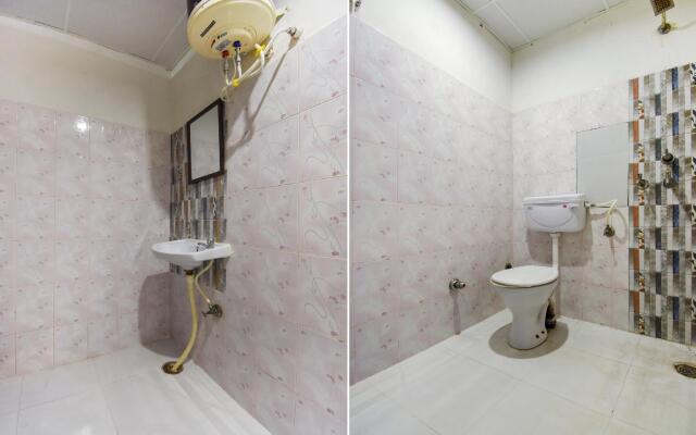 SPOT ON 75417 Hotel Adesh