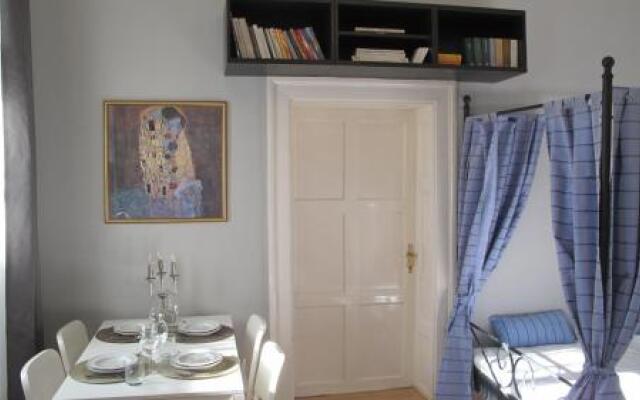 BMG Apartment