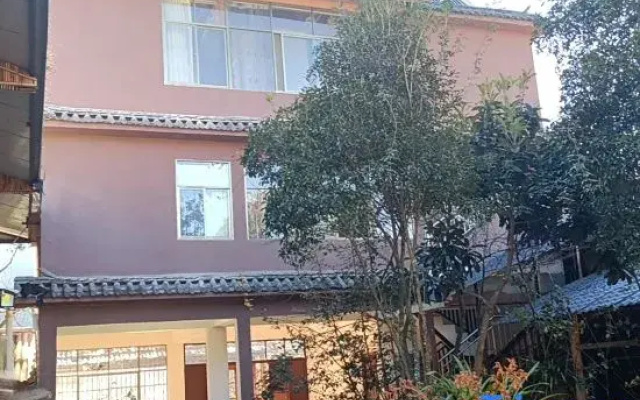 Yangbi Chunhui Farmhouse