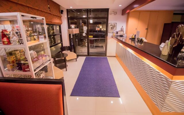 The Red Palm Suites and Restaurant