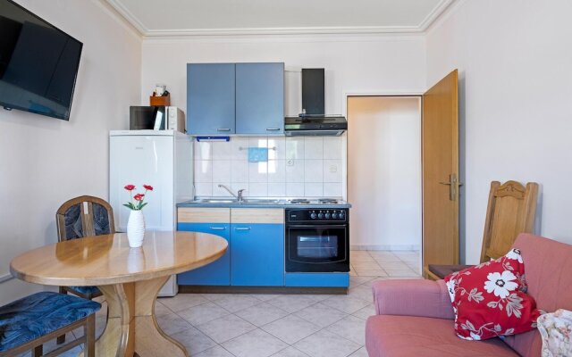 Amazing Apartment in Sibenik With Wifi and 1 Bedrooms