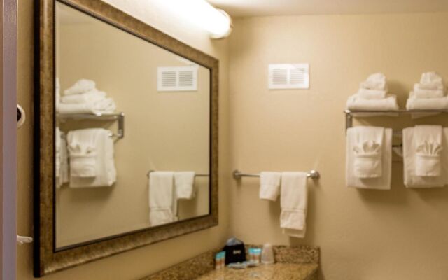 Best Western New Smyrna Beach Hotel & Suites