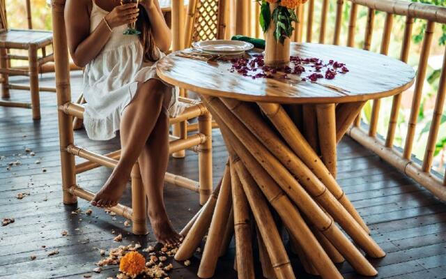 Penida Bambu Green Suites