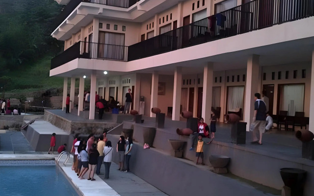 Santa Monica Hotel and Convention