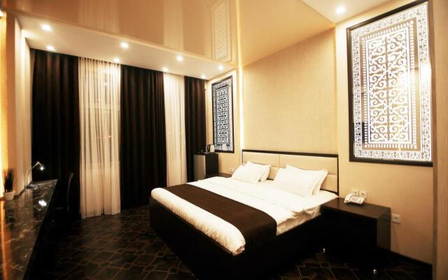 Hotel Safir