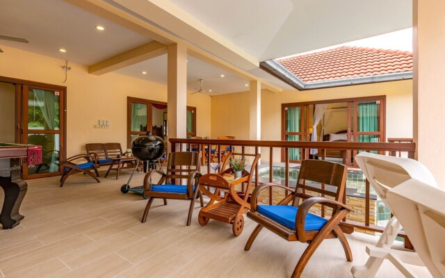 3 BR Pool Villa in Great Location CV3