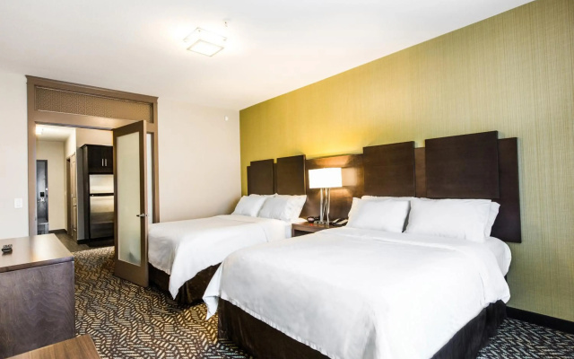 Holiday Inn Express & Suites Spruce Grove - Stony Plain by IHG
